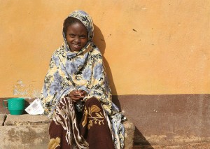 Genitalverstümmelungen werden nicht aufgrund mangelnder Bildung oder Information verübt, sondern um die ideologischen und materiellen Interessen der Familien durchzusetzen